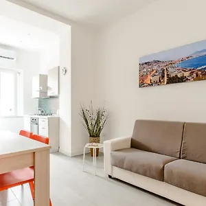 Apartment Sorelle Partenope, Naples